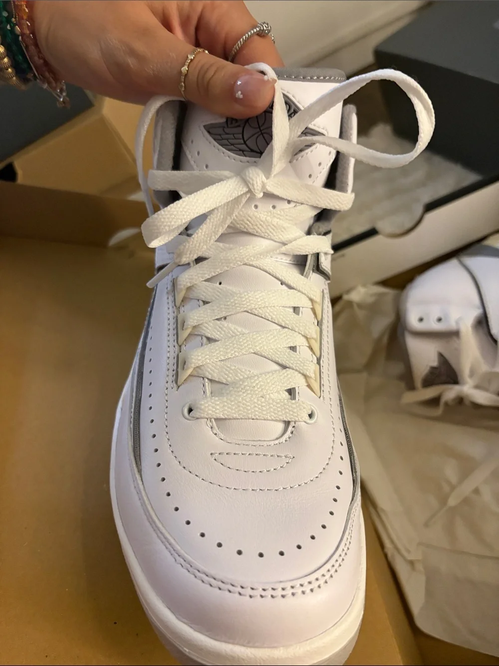 Men's Jordan 2s White sneakers